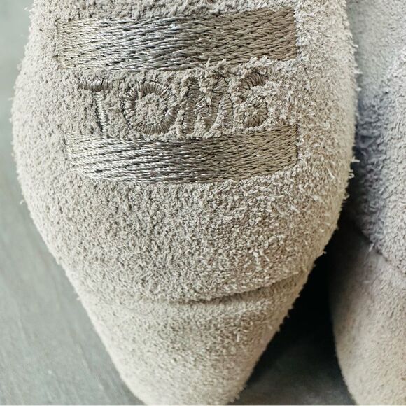 Tom’s Tan, Suede Wedge Ankle Boots. - Picture 2 of 7